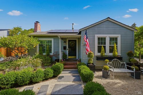 2130 2nd Street, Napa, CA, 94559 | Card Image