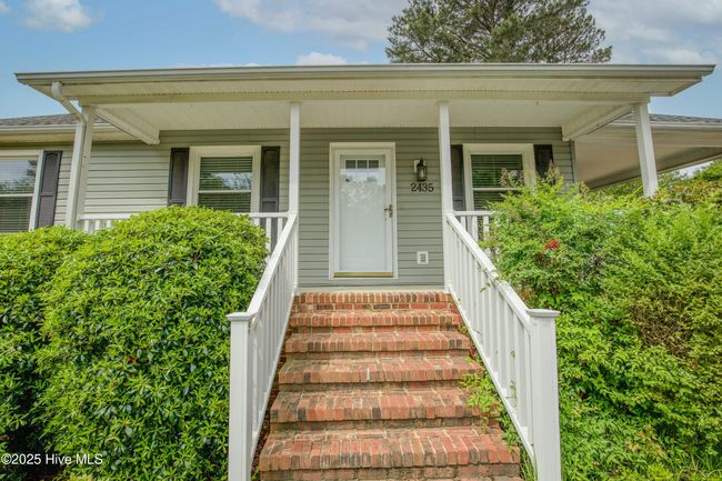 2435 Longleaf Dr W, House other with 3 bedrooms, 2 bathrooms and null parking in Pinehurst NC | Image 4