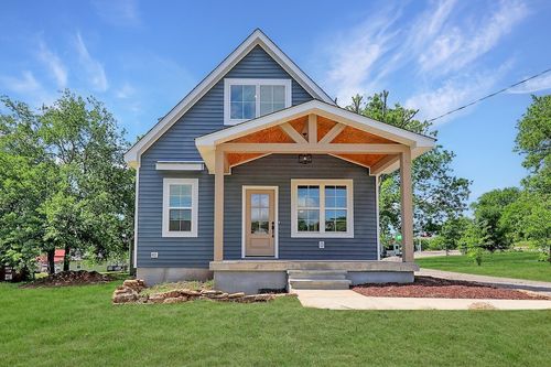 2308 Quality St, Culleoka, TN, 38451-2133 | Card Image