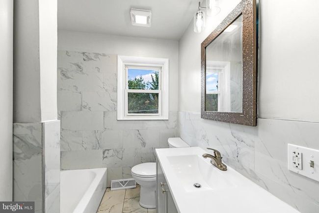 1344 Wingate Ave, House other with 4 bedrooms, 3 bathrooms and null parking in SHILLINGTON PA | Image 11