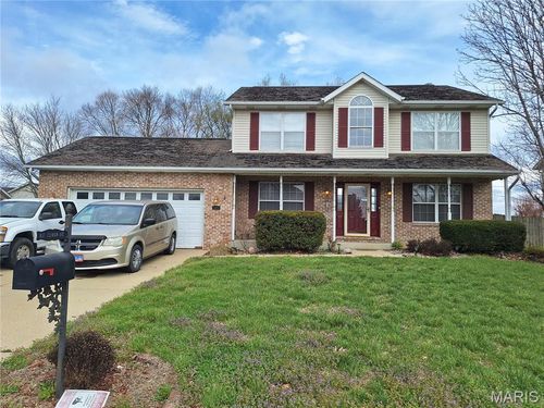 835 Clemson Ave, Fairview Heights, IL, 62208-3925 | Card Image