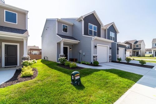 3583 Canal Square Dr, New Haven, IN, 46774-2042 | Card Image