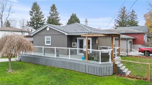 104 Concession Road E, Dunnville, ON, N1A1A1 | Card Image