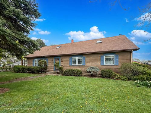 10620 Nevada Ave, Melrose Park, IL, 60164-1559 | Card Image