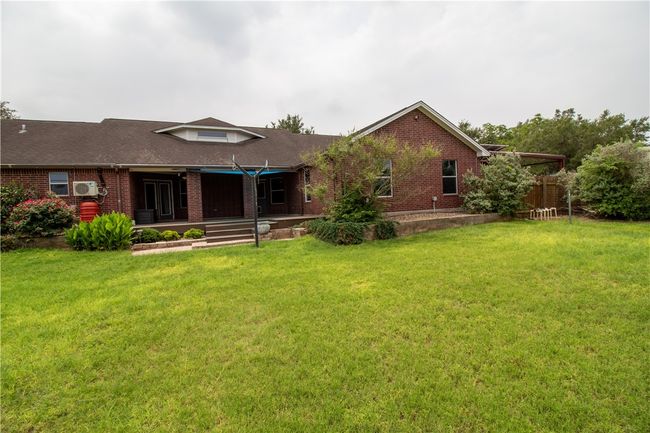 125 Red Bird Rdg, House other with 4 bedrooms, 3 bathrooms and null parking in Beeville TX | Image 26