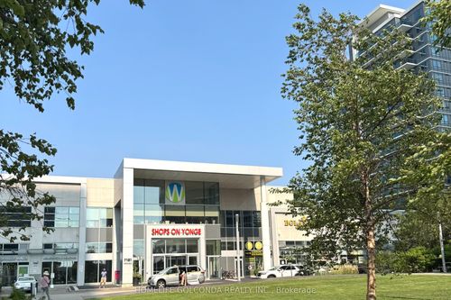 117-7181 Yonge St, Thornhill, ON, L4J1V8 | Card Image