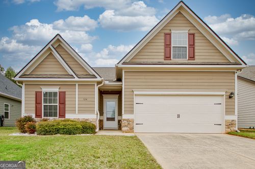 124 Thomaston St, Newnan, GA, 30263-6435 | Card Image