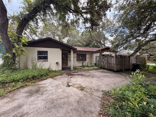 2342 Pembrook Dr, CLEARWATER, FL, 33764-6511 | Card Image