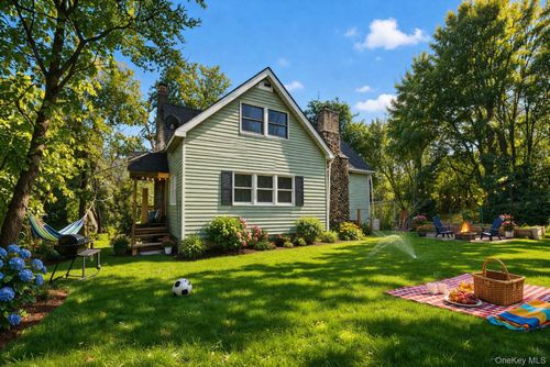 8093 Route 209, Ellenville, NY, 12428-5615 | Card Image