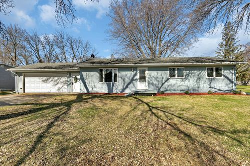 330 8th St E, Hector, MN, 55342-1005 | Card Image