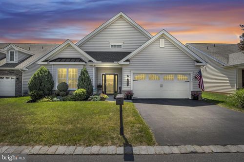 221 Loyal Dr, MECHANICSBURG, PA, 17050-9513 | Card Image