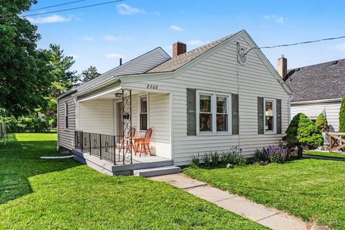 2302 Woodburn Ave, Middletown, OH, 45042-2460 | Card Image