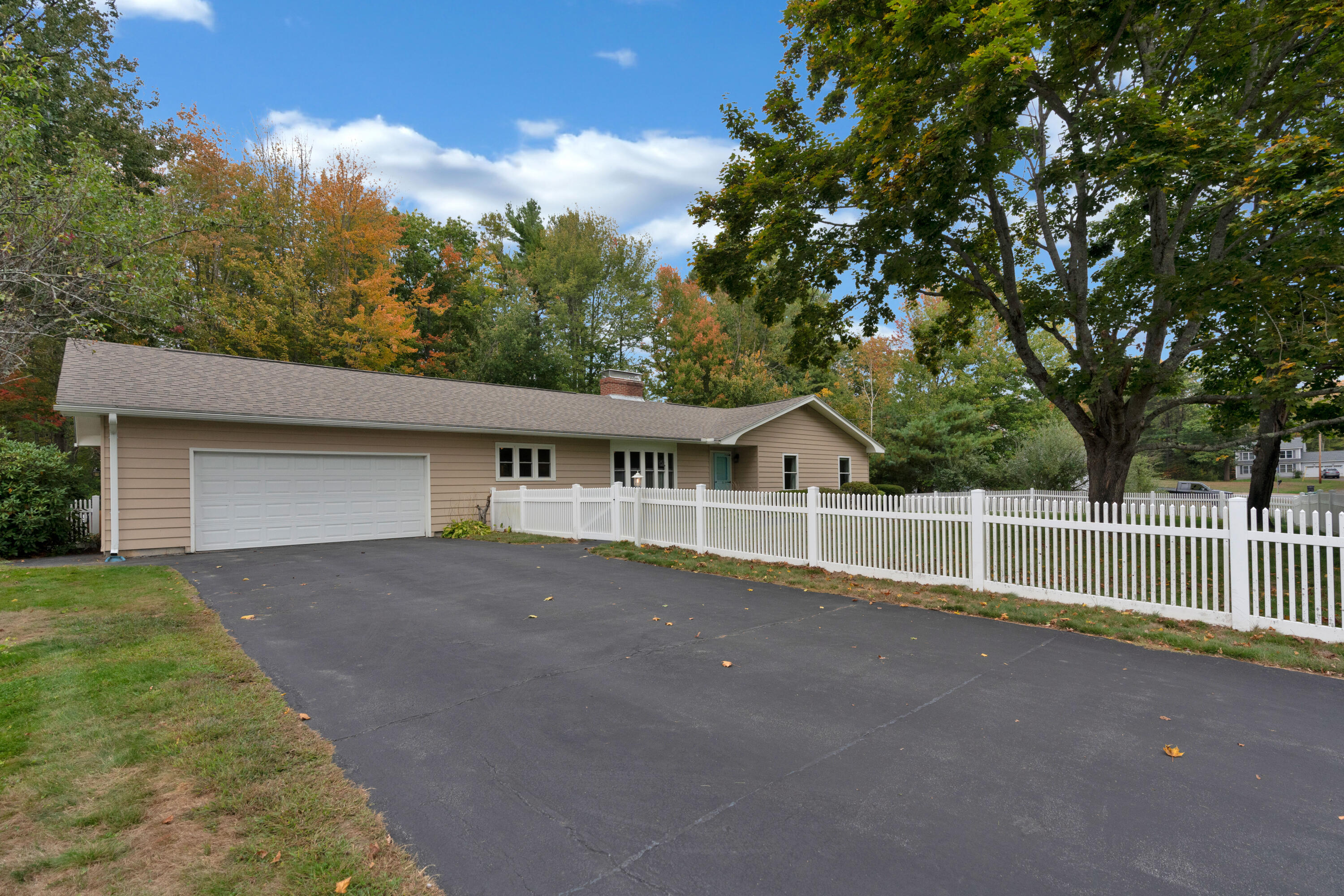 Greenfield Dr, Kennebunk, ME 04043