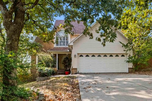 27 Sunflower Dr, Cabot, AR, 72023-9018 | Card Image