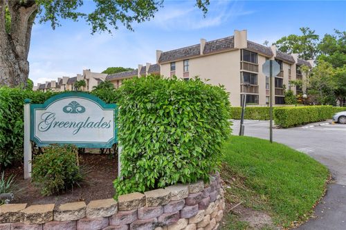 304-8429 Forest Hills Dr, Coral Springs, FL, 33065-5482 | Card Image