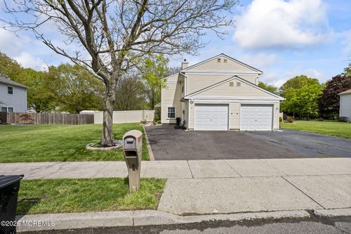 33 Spyglass Court, East Windsor, NJ, 08520 | Card Image
