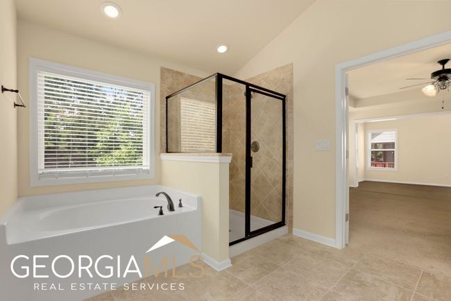 1030 Roswell Manor Cir, House other with 4 bedrooms, 4 bathrooms and 2 parking in Roswell GA | Image 33