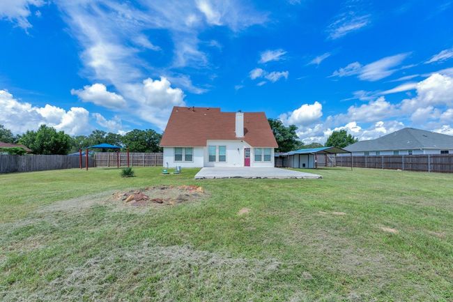 131 Martin Crossing Dr, House other with 3 bedrooms, 3 bathrooms and null parking in Cedar Creek TX | Image 24