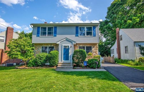 65 Wilkens Dr, Dumont, NJ, 07628-1131 | Card Image