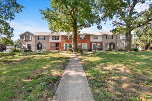 8806 James A Reed Rd, Kansas City, MO, 64138-4415 | Card Image