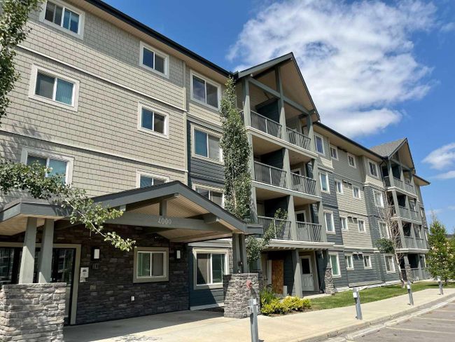 4414 - 181 Skyview Ranch Manor Ne, Home with 2 bedrooms, 1 bathrooms and 1 parking in Calgary AB | Image 1