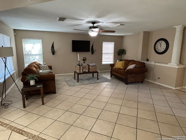 5850 Spring Pebble, House other with 7 bedrooms, 3 bathrooms and null parking in San Antonio TX | Image 4
