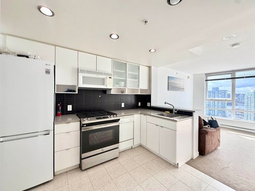 2501-939 Expo Boulevard, Vancouver, BC, V6Z3G7 | Card Image