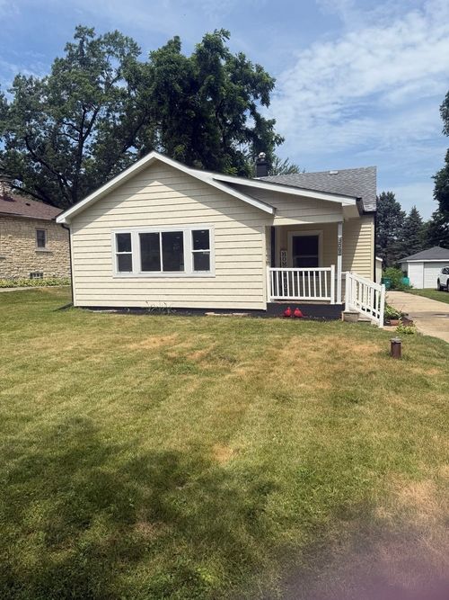 309 Se Circle Dr, Joliet, IL, 60433-1507 | Card Image