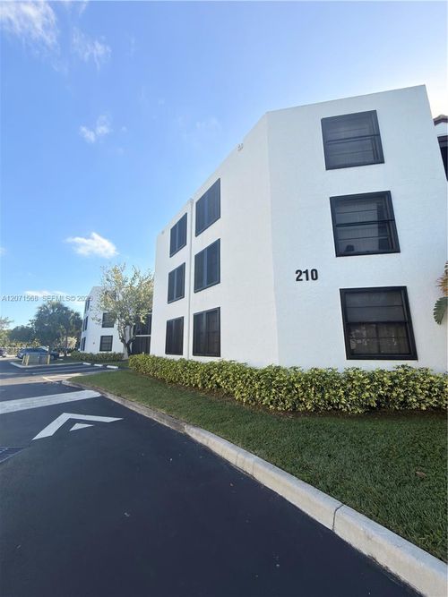 210-210 Lake Pointe Dr, Oakland Park, FL, 33309-3550 | Card Image