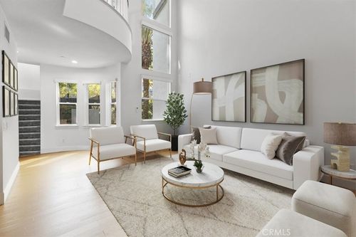7-5801 Kiyot Way, Playa Vista, CA, 90094-2139 | Card Image