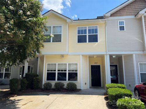 112 Saint Vincent Pl, Mount Holly, NC, 28120-2284 | Card Image