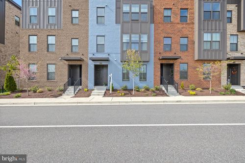 43-10124 American Pharoah Ln, LAUREL, MD, 20723-2086 | Card Image