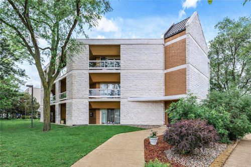 304-14575 Burma Ave, Rosemount, MN, 55068-3145 | Card Image