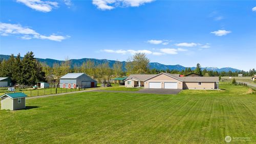 491 Pease Rd, Cle Elum, WA, 98922-8967 | Card Image