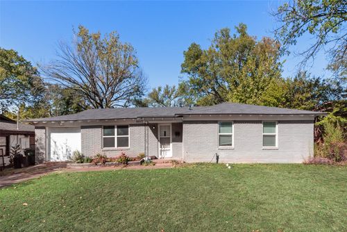 5017 Roxie St, Haltom City, TX, 76117-2367 | Card Image