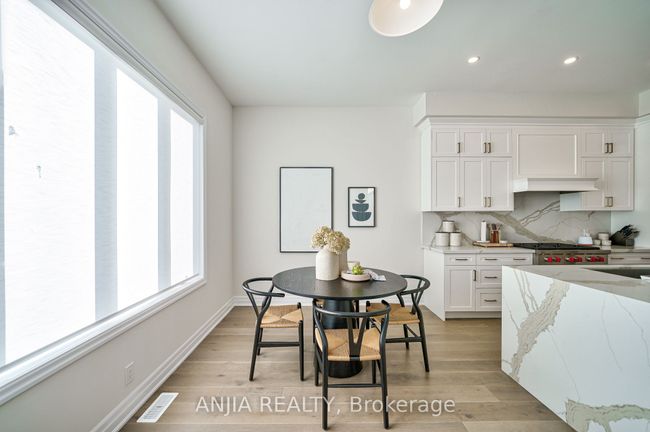 230 Yorkton Blvd, House other with 4 bedrooms, 5 bathrooms and 4 parking in Markham ON | Image 15