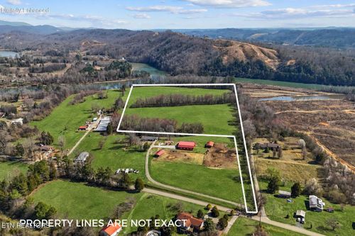 2718 Swan Pond Circle Rd, Harriman, TN, 37748 | Card Image