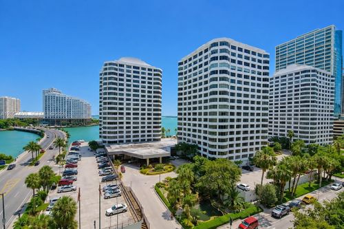 1151-825 Brickell Bay Dr, Miami, FL, 33131-2936 | Card Image