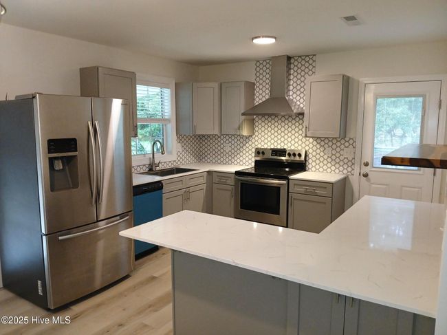 9166 Green Loop Rd Ne, House other with 3 bedrooms, 2 bathrooms and null parking in Leland NC | Image 6
