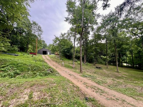 1173 Cedar Hurst Ln, Pulaski, TN, 38478-9214 | Card Image