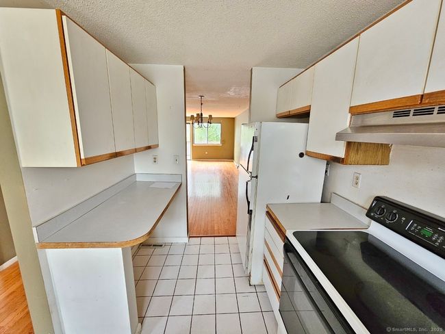 42 - 42 Spice Hill Dr, Condo with 2 bedrooms, 3 bathrooms and 2 parking in Wallingford CT | Image 5