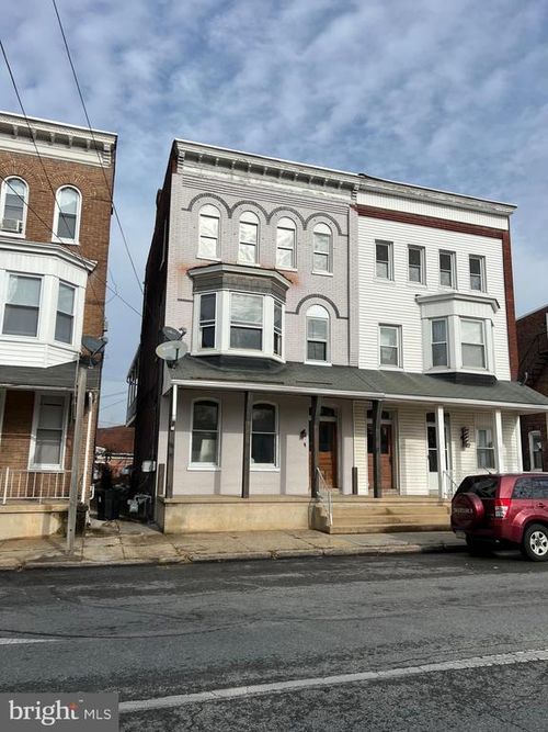 19 Carlisle Ave, YORK, PA, 17401-3234 | Card Image