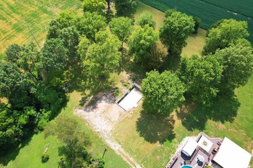 27 Lambert Dr, Mount Carmel, IL, 62863 | Card Image