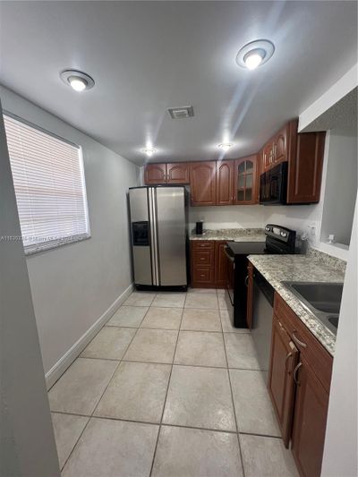 101E - 14155 Sw 87th St, Condo with 2 bedrooms, 2 bathrooms and null parking in Miami FL | Image 2