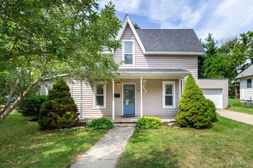 65 Pleasant St, Oxford, MI, 48371-4649 | Card Image