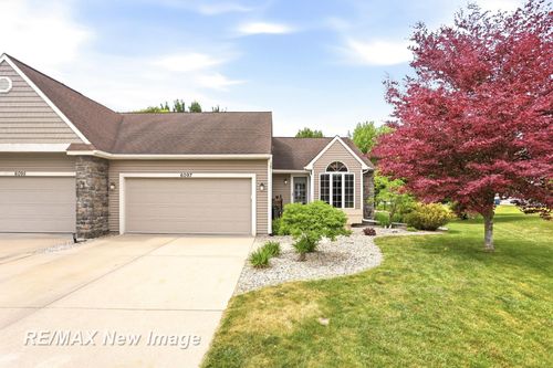 6097 Foxwood Ct, Saginaw, MI, 48638-7390 | Card Image