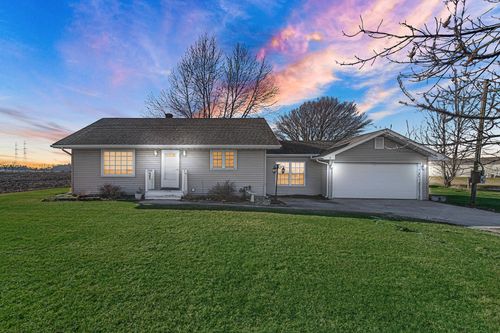 334 S State Road 49, Valparaiso, IN, 46383-7887 | Card Image