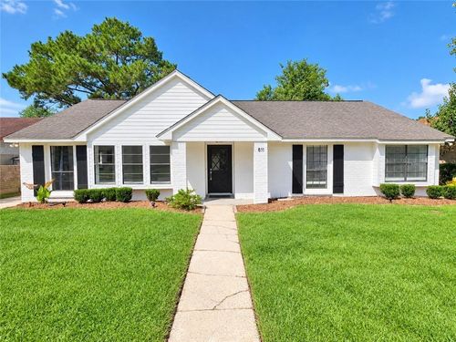 811 Lake Arthur Ct, Slidell, LA, 70461-3857 | Card Image