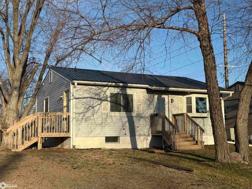 512 Sharon Ave, Marshalltown, IA, 50158-2237 | Card Image