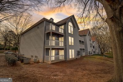 227 Cobblestone Trail, Condo with 2 bedrooms, 2 bathrooms and null parking in Avondale Estates GA | Image 2